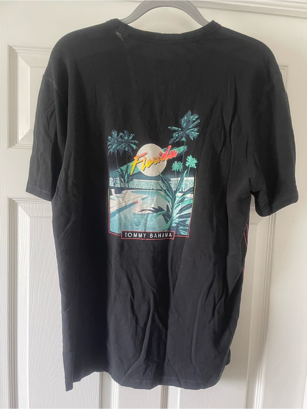 Men’s Tommy Bahama Florida Shirt medium - Picture 3 of 4